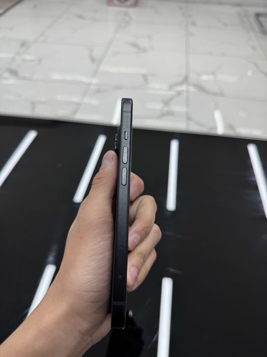 iPhone 15 | 256gb | Черный