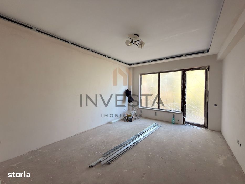 Apartament 3 camere cu terasa, parcare inclusa, zona Andrei Muresanu!