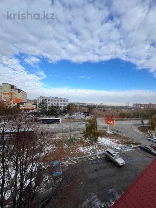 Продажа 3-комнатной квартиры абая 62