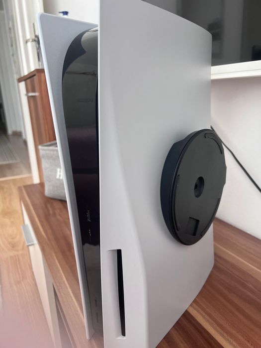 Продавам PlayStation 5