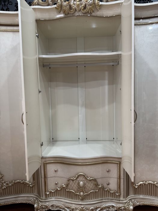 Спальная мебель в комплекте