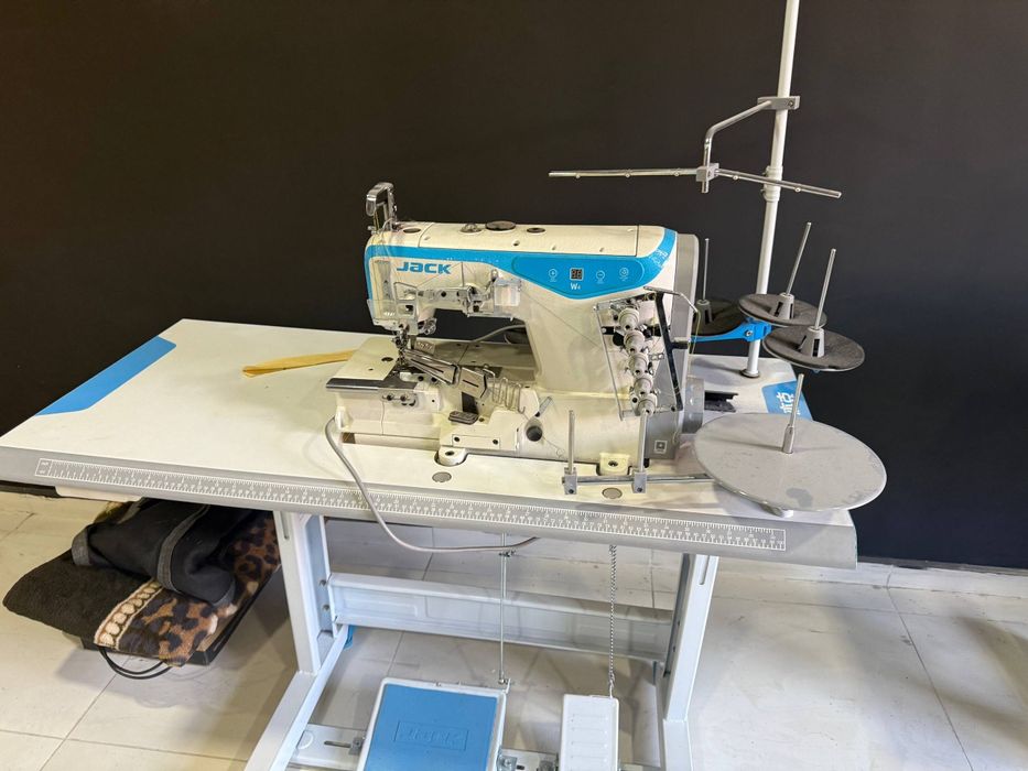 Тикув машиналари сотилади