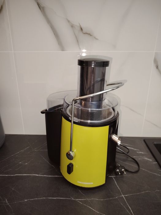 Storcător electric fructe & legume