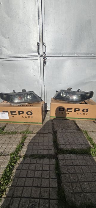 Фарове от  хонда акорд 2005