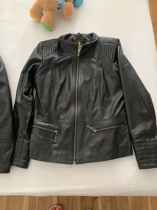 Кожени якета -цена 150лв.Зимното е 4 хл-цена 250 лв.