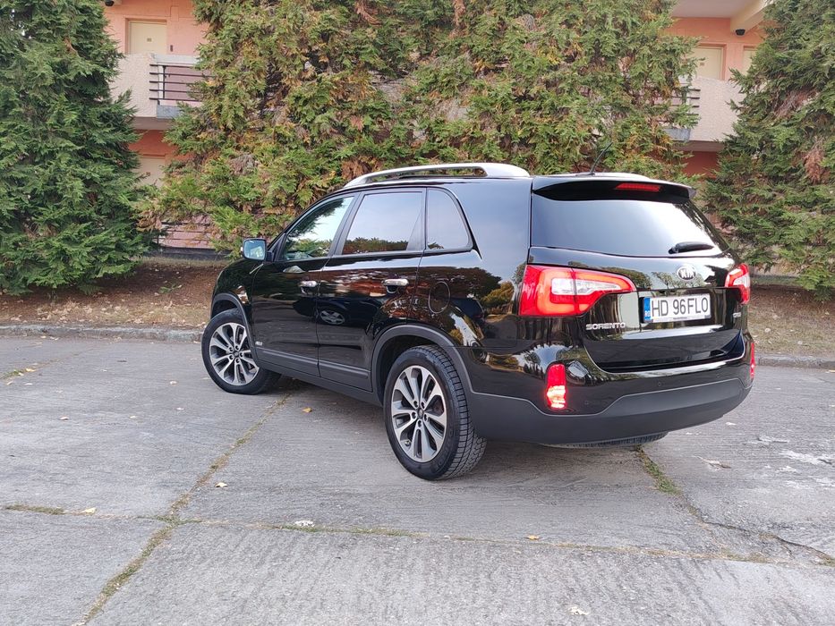 Vând KIA Sorento/panoramic/ventilatie