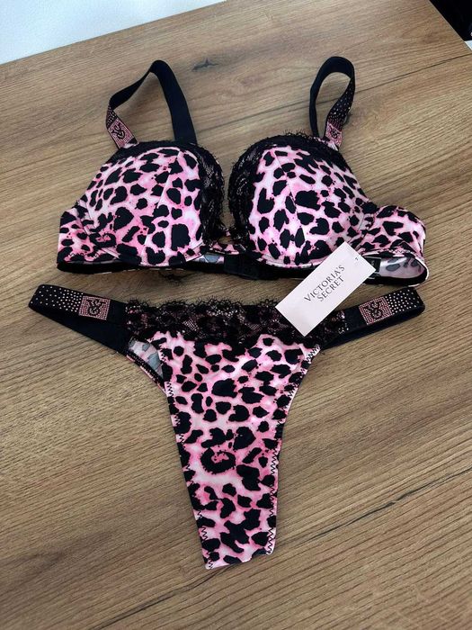 Set Victoria Secret Sutien 34B / 75B | Chilot mărimea M