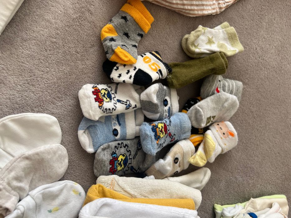 Лот бебешки дрехи 0-3