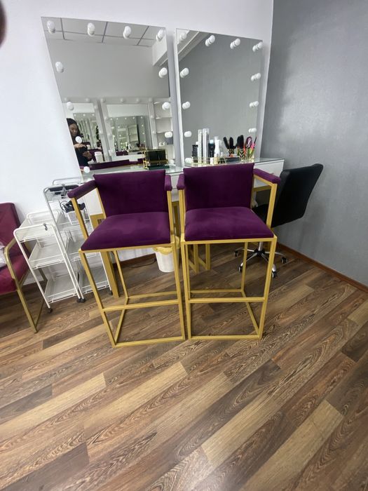 Продаю барный стул