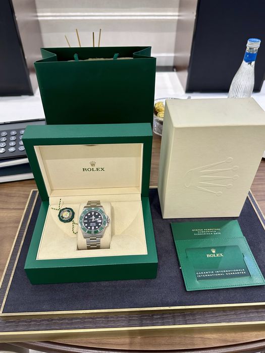 NEW Rolex Submariner Date 41 mm Steel 126610lv
