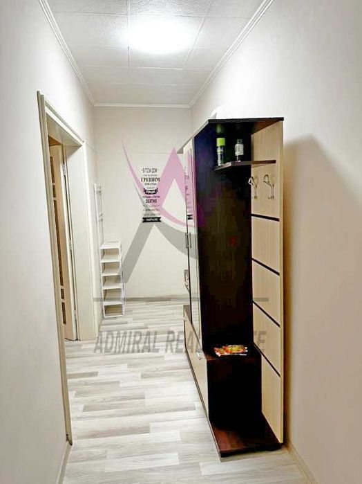 Дава се под наем Тристаен апартамент в Варна, ЖП Гара - 100 кв.м за 750 € - Снимка #4