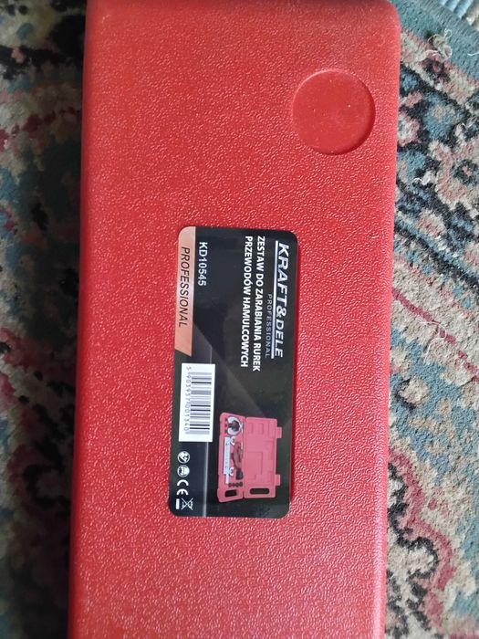 Trusa pentru bercuit conducte de frana,10 piese,noua