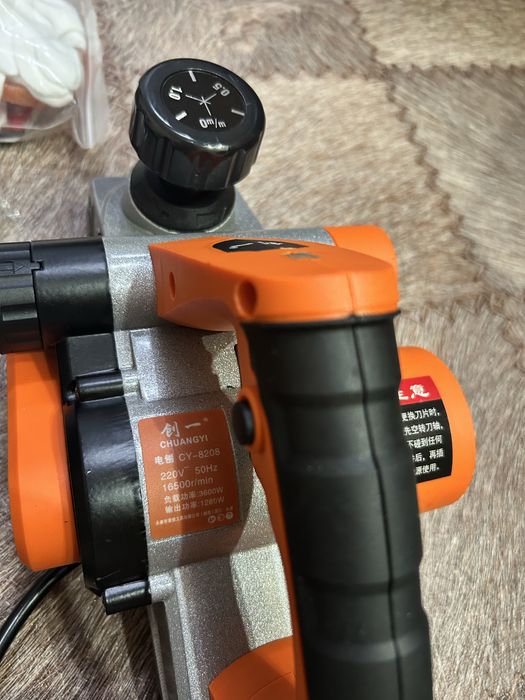 Электрорубанок.