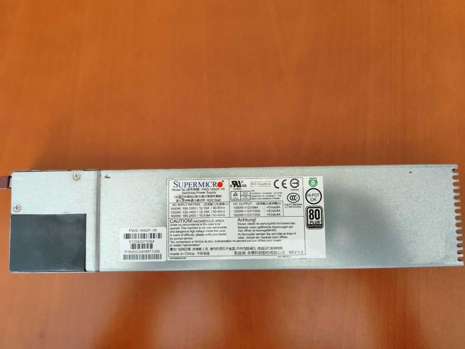 Продавам мощни високоефективни  сървърни захранвания 1600 Вт 80 Plus Titanium (96%+)