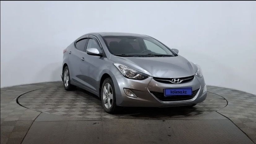 Hyundai Elantra звоните пишите