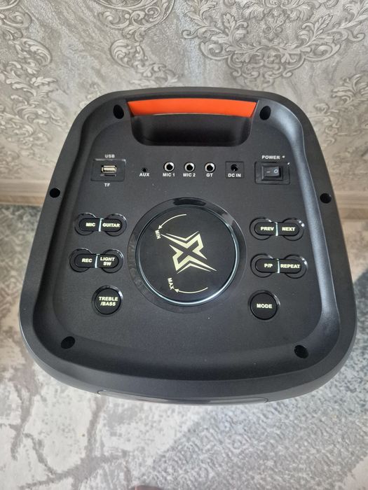 Портативная колонка X-Max Discobox