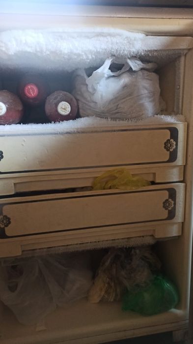 Морозильник Бирюса