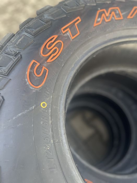 235 75 15 CST Sahara MT II (off road )