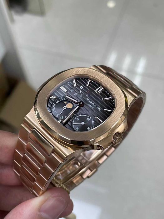 Patek Philippe Nautilus Power Reserv