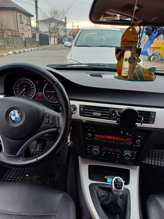 BMW E91 - 2.0 diesel