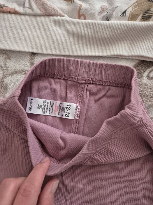 Лот дрехи за момиче 12-18м. и 18-24м.