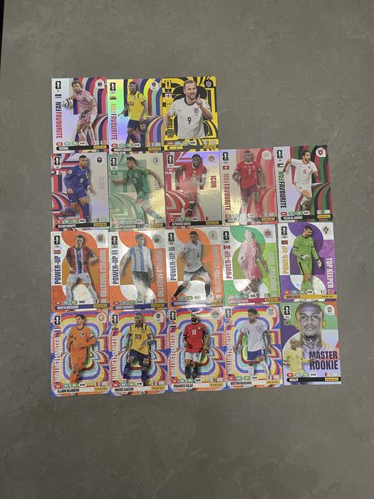 Продавам колекция от 70 карти Panini Adrenalyn XL FIFA World Cup 2026.