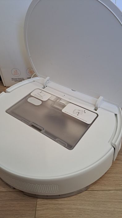 Прахосмукапка робот с моп Xiaomi