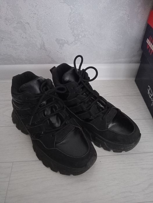 Кроссовки зимние 36 размер