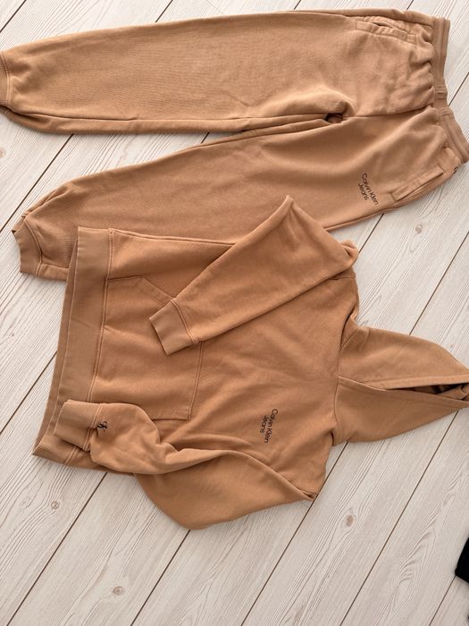 Trenning Calvin Klein copii