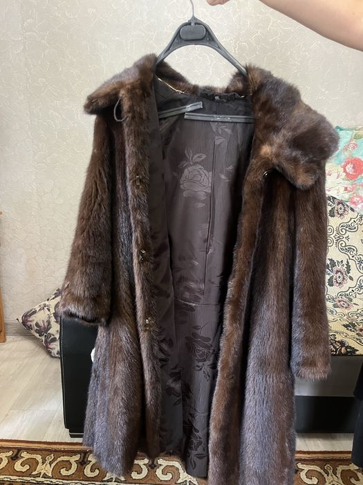 Продам норковую шубу