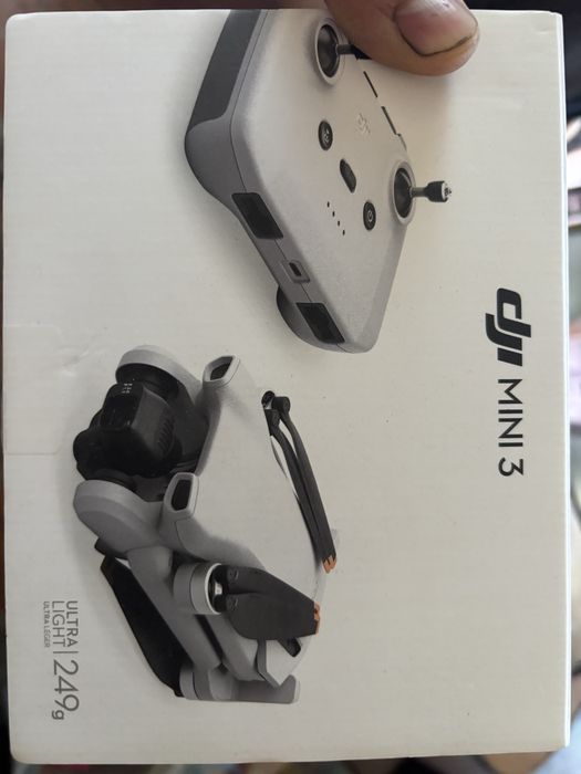 Продам дрон dji mini 3