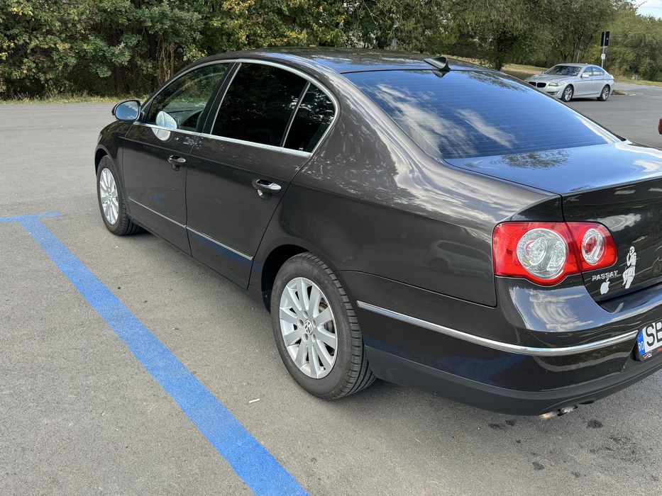 VOLKSWAGEN Passat 2006 — imagine 1