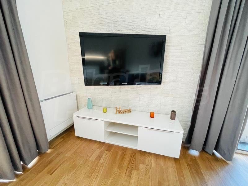 Дава се под наем Двустаен апартамент в Правец - 70 кв.м за 777.75 € - Снимка #17