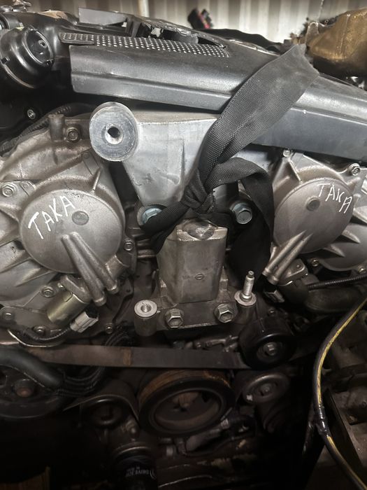 Двигатель на Nissan VQ25