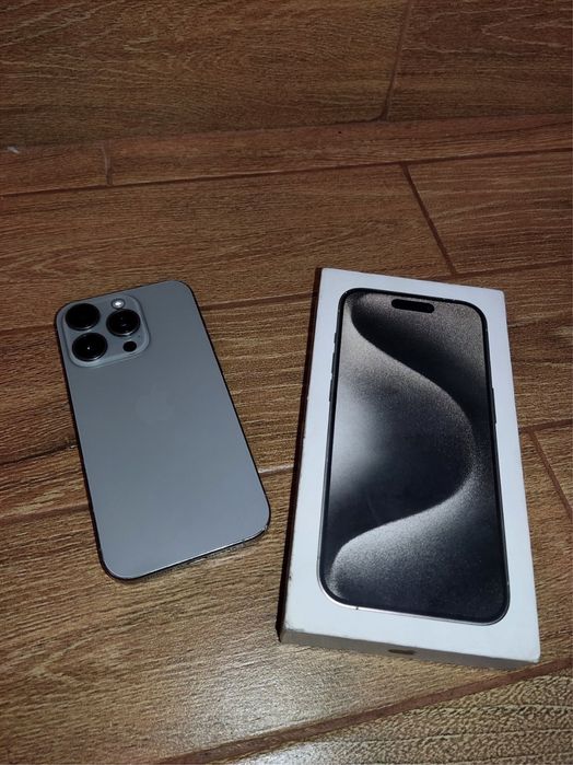 Iphone 15 pro 256 торг