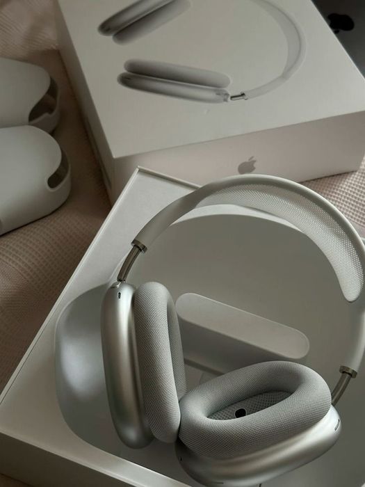 Наушники Airpods Max белый