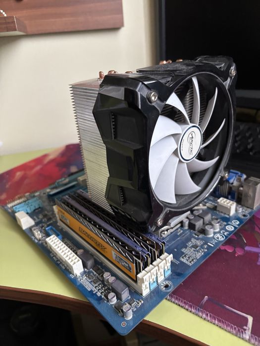 Компютурни части - i7 / 16gb ram / дъно / Arctic