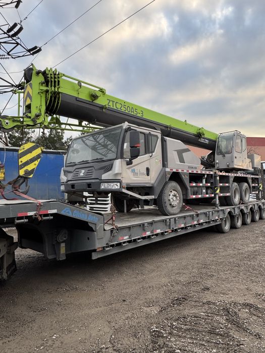 Автокран 2023 йил 5 ой идеал сотилади Avtokran zoomlion
