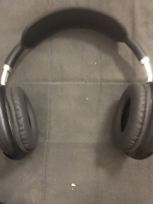 Наушник P9 черный цвет