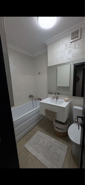 Apartament 2 camere de închiriat