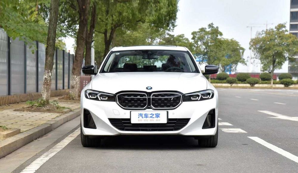 Bmw i3e Drive 40L sport Naqt va xalol nasiyaga