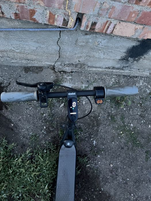 Электросамокат ninebot