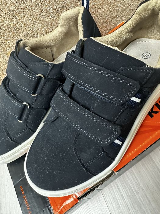 Продаются кроссы