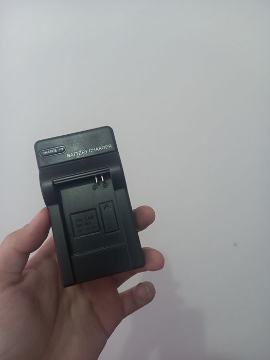 Продам зарядное устройство