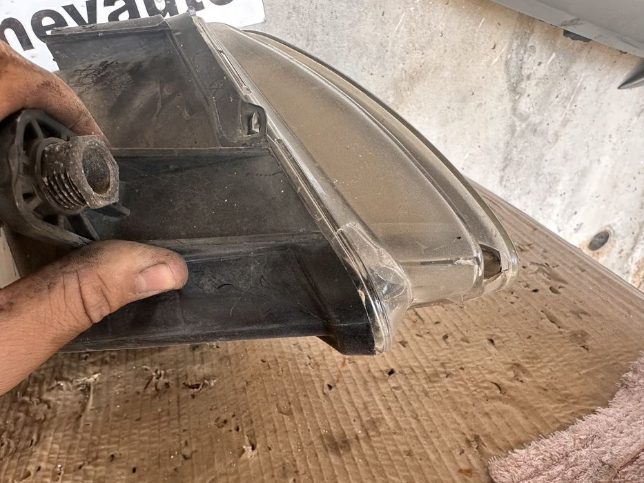 Фар от фв пасат 6 ксенон / vw passat 6