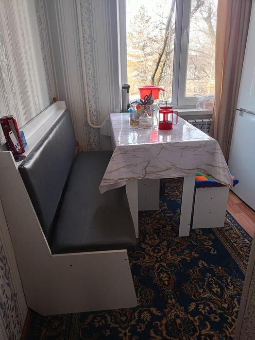 Кухонный. Уголок