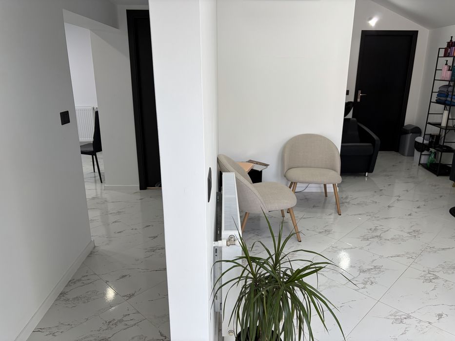 Salon de infrumisetare de inchiriat