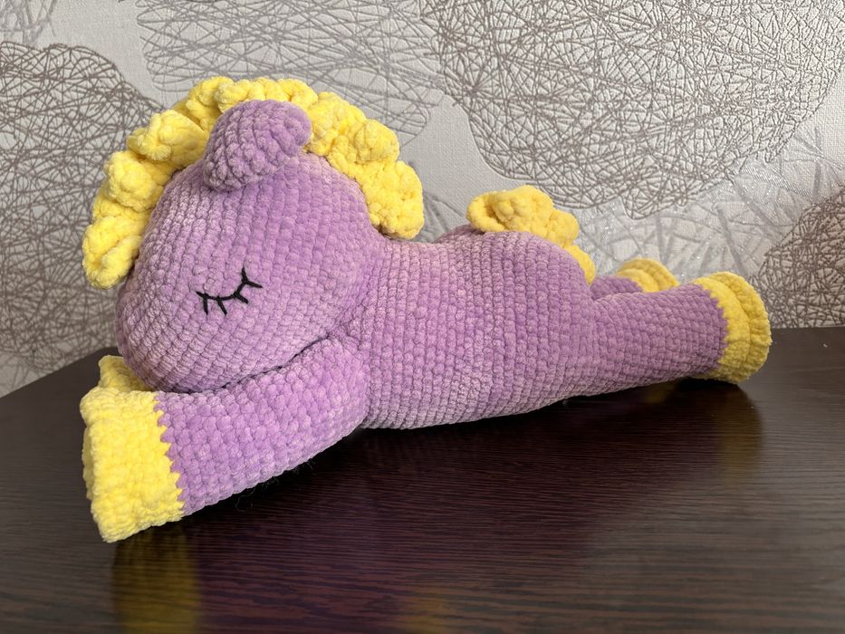 Продаются игрушки связанные своими руками