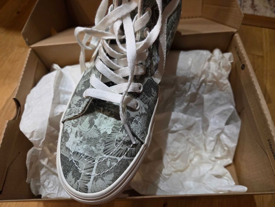Дамски кецове Vans