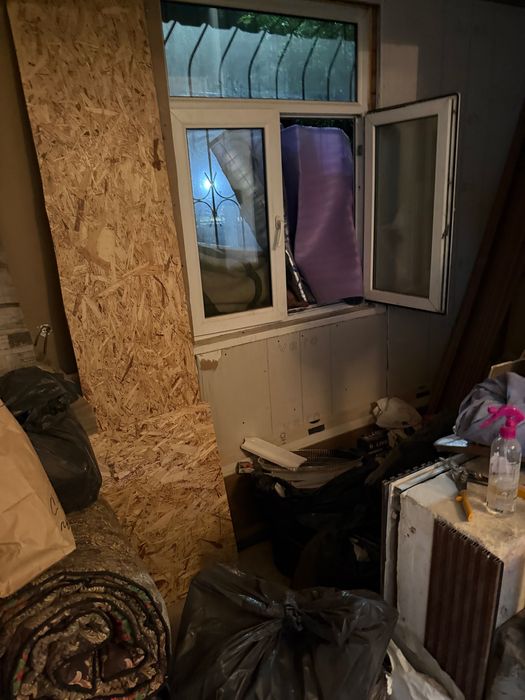 Продам Кв под нежилой 67 м2  Чиланзар 19 квартал